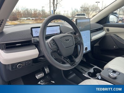 2024 Ford Mustang Mach-E Premium AWD | Glass Roof | 360 Cam | Heated Seats