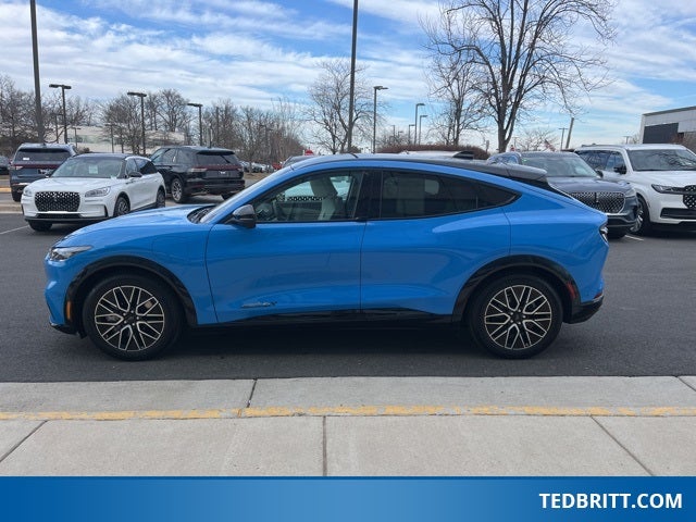 2024 Ford Mustang Mach-E Premium AWD | Glass Roof | 360 Cam | Heated Seats