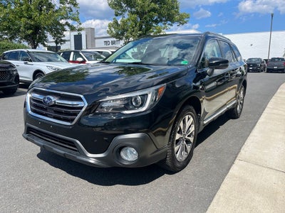 2018 Subaru Outback 2.5i Touring AWD | Moonroof | BLIS | Adaptive Cruise