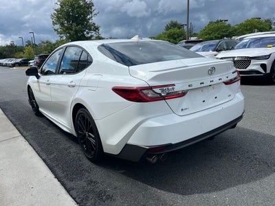 2025 Toyota Camry SE | Moonroof | BLIS | Convenience Pkg | Media Pkg