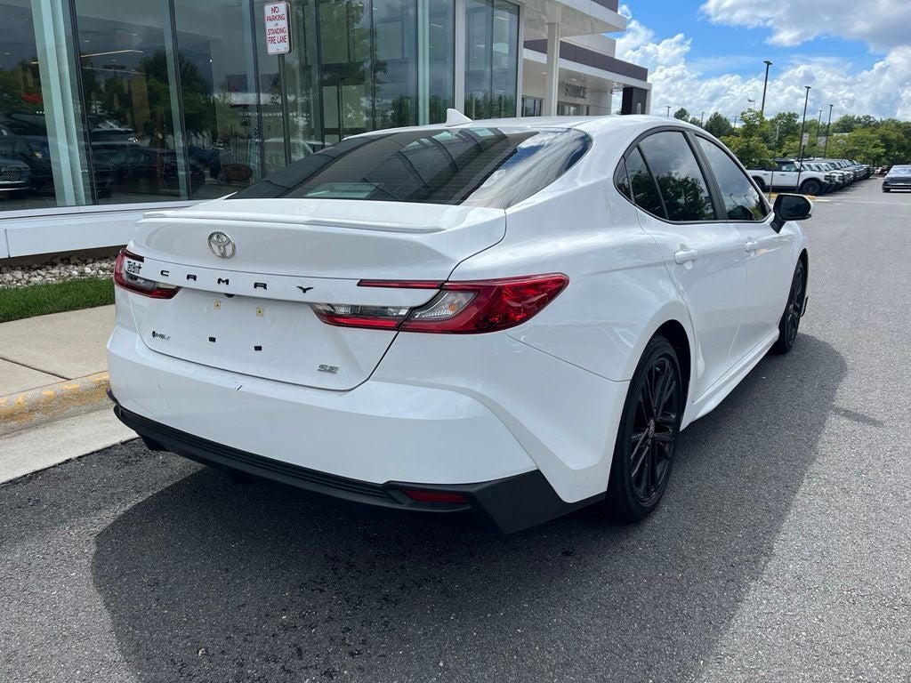 2025 Toyota Camry SE | Moonroof | BLIS | Convenience Pkg | Media Pkg