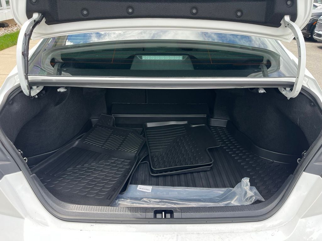 2025 Toyota Camry SE | Moonroof | BLIS | Convenience Pkg | Media Pkg