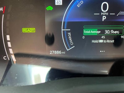 2025 Toyota Camry SE | Moonroof | BLIS | Convenience Pkg | Media Pkg