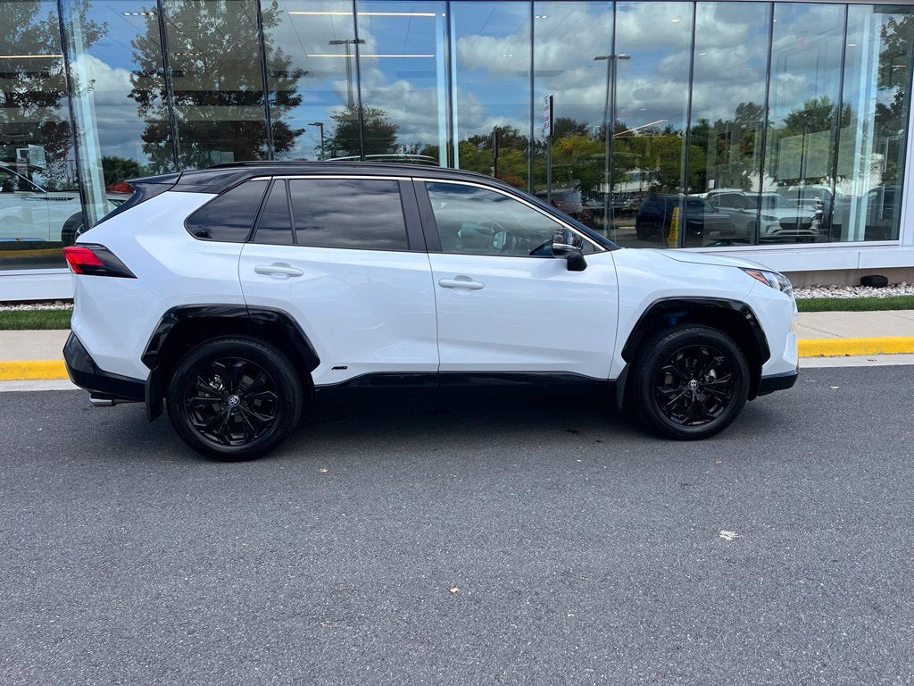 2024 Toyota RAV4 Hybrid XSE AWD | Pano Roof | 360 Cam | BLIS | Tech Pkg
