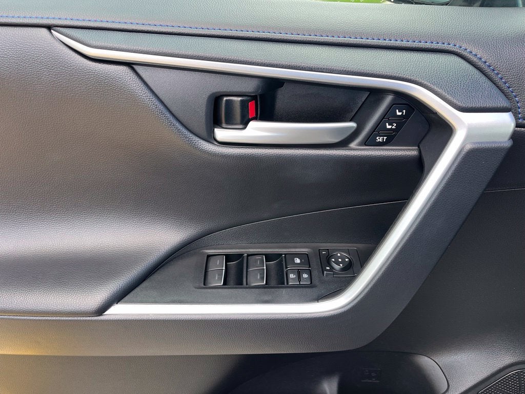 2024 Toyota RAV4 Hybrid XSE AWD | Pano Roof | 360 Cam | BLIS | Tech Pkg