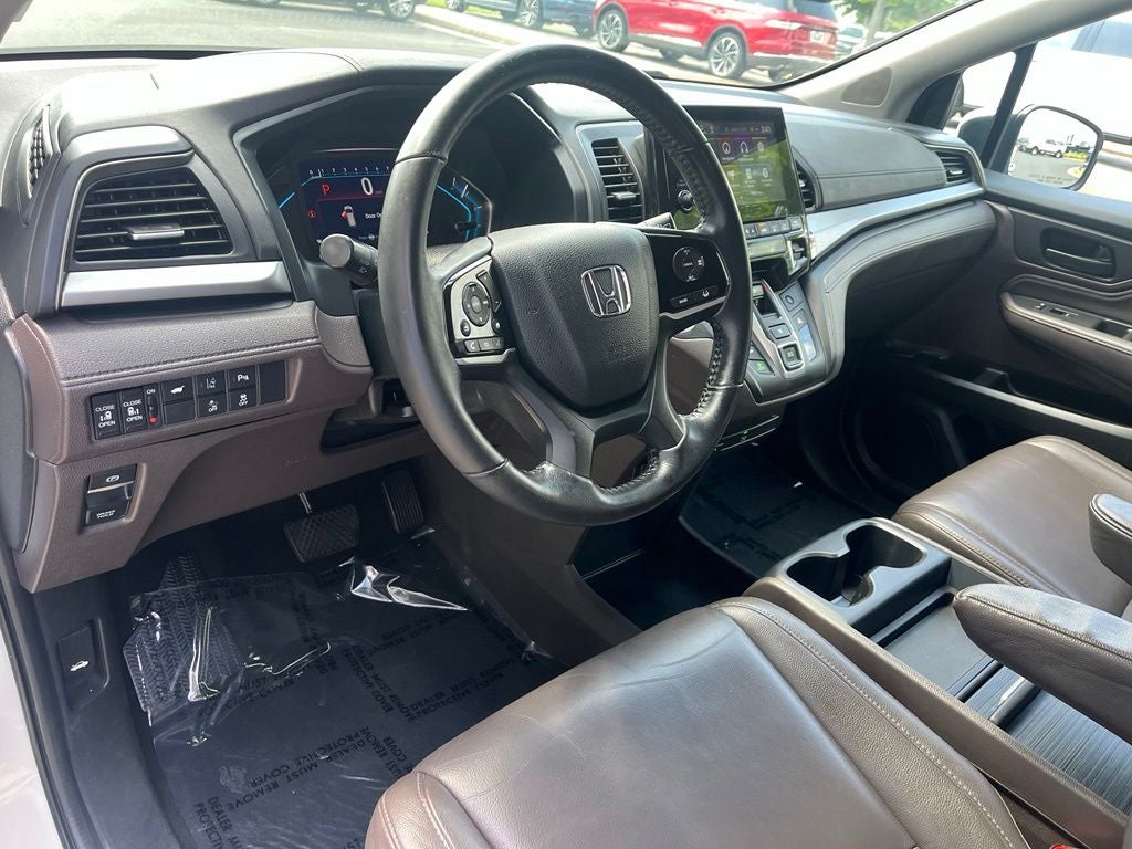 2020 Honda Odyssey Touring | Pano Roof | BLIS | Rear Entertainment
