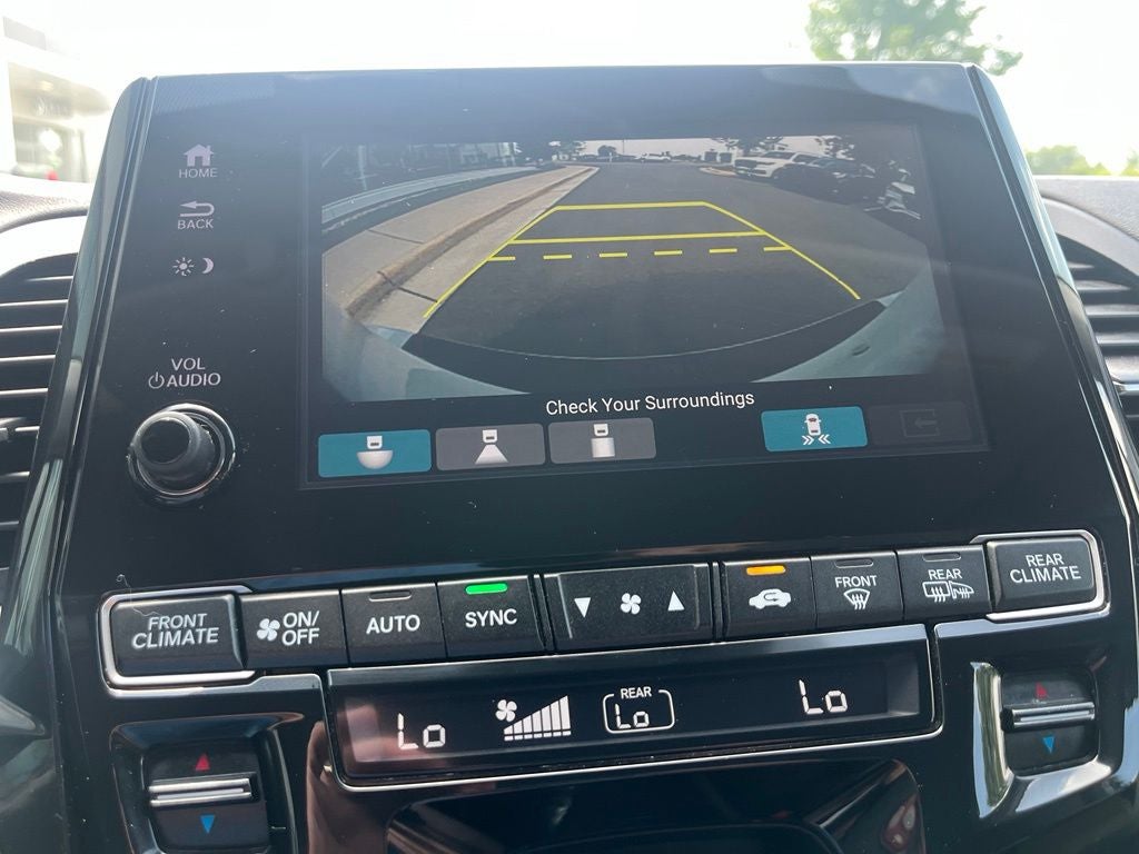 2020 Honda Odyssey Touring | Pano Roof | BLIS | Rear Entertainment