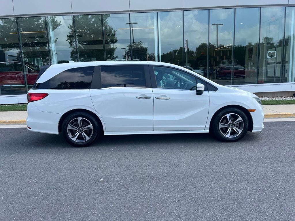 2020 Honda Odyssey Touring | Pano Roof | BLIS | Rear Entertainment