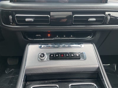 2025 Lincoln Aviator Livery AWD | Pano Roof | 360 Camera | BLIS | BlueCruise