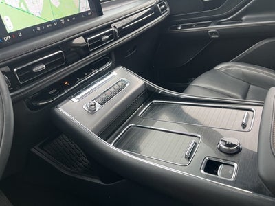 2025 Lincoln Aviator Livery AWD | Pano Roof | 360 Camera | BLIS | BlueCruise