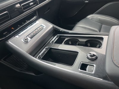 2025 Lincoln Aviator Livery AWD | Pano Roof | 360 Camera | BLIS | BlueCruise