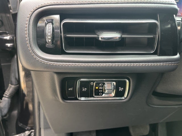 2025 Lincoln Aviator Livery AWD | Pano Roof | 360 Camera | BLIS | BlueCruise