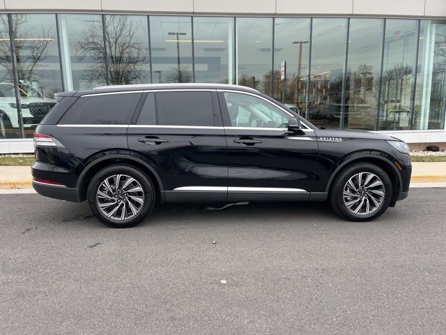 2025 Lincoln Aviator Livery AWD | Pano Roof | 360 Camera | BLIS | BlueCruise