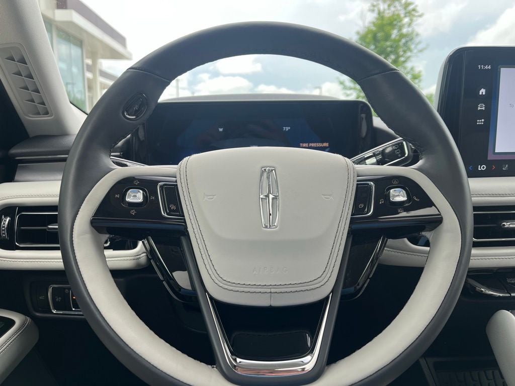 2025 Lincoln Aviator Premiere AWD | Pano Roof | 360 Camera | BLIS