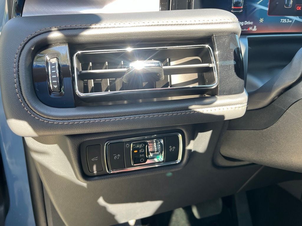 2026 Lincoln Aviator Premiere II AWD | Pano Roof | 360 Cam | BLIS | Jet Pkg