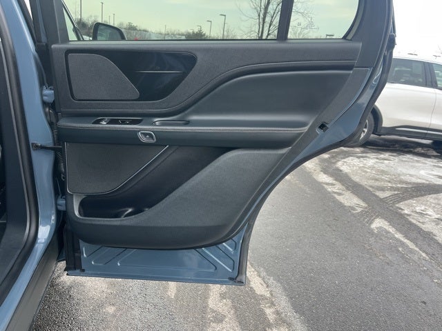 2025 Lincoln Aviator Premiere AWD | Pano Roof | 360 Camera | 21" Wheels