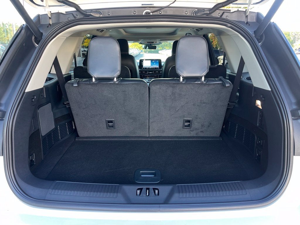2026 Lincoln Aviator Premiere III AWD | Pano Roof | HUD | 360 Cam | LKAS