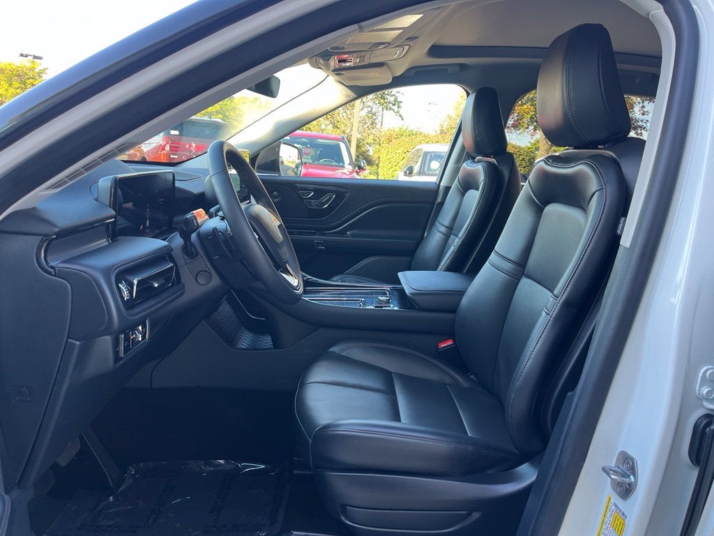2026 Lincoln Aviator Premiere III AWD | Pano Roof | HUD | 360 Cam | LKAS
