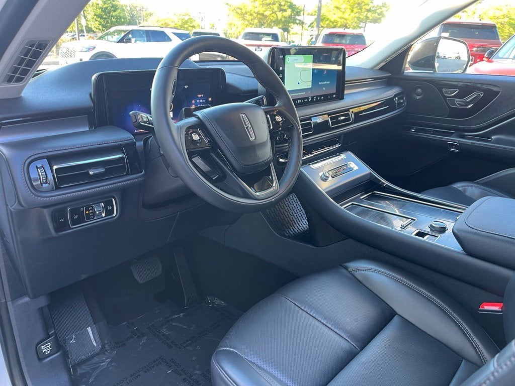 2026 Lincoln Aviator Premiere III AWD | Pano Roof | HUD | 360 Cam | LKAS