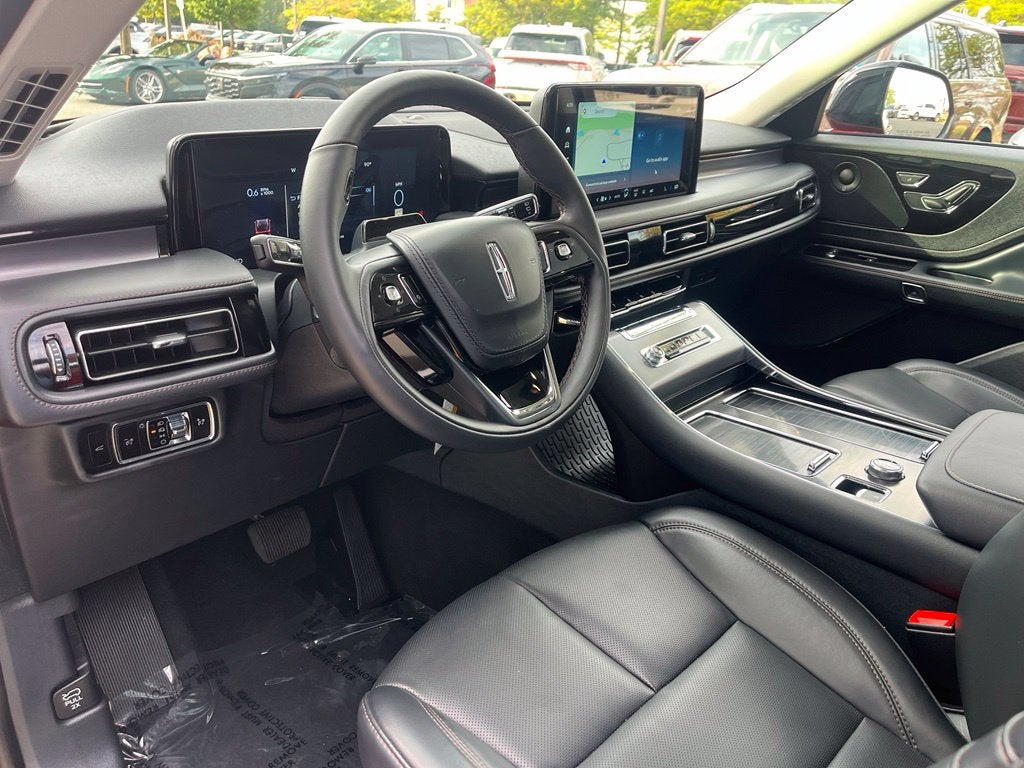 2026 Lincoln Aviator Premiere AWD | Pano Roof | Jet App Pkg | BLIS | HUD