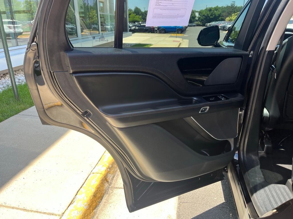 2022 Lincoln Aviator Standard AWD | Pemium Pkg | Pano Roof | BLIS
