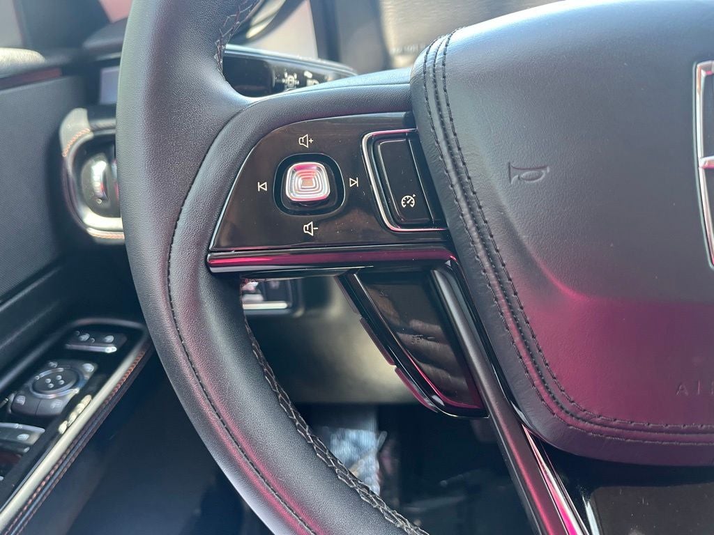 2022 Lincoln Aviator Standard AWD | Pemium Pkg | Pano Roof | BLIS
