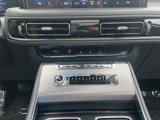 2026 Lincoln Aviator Premiere II AWD | Pano Roof | 360 Camera | Jet Appear Pkg