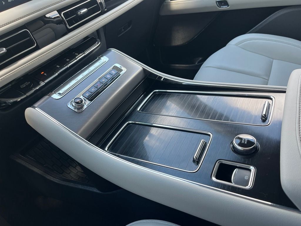 2026 Lincoln Aviator Premiere III AWD | Pano Roof | 360 Cam | BLIS | HUD