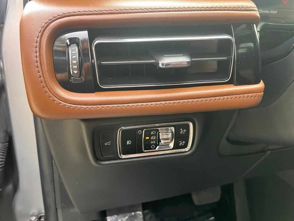 2023 Lincoln Aviator Reserve AWD | Pano Roof | 360 Cam | Jet Pkg | Luxury Pkg