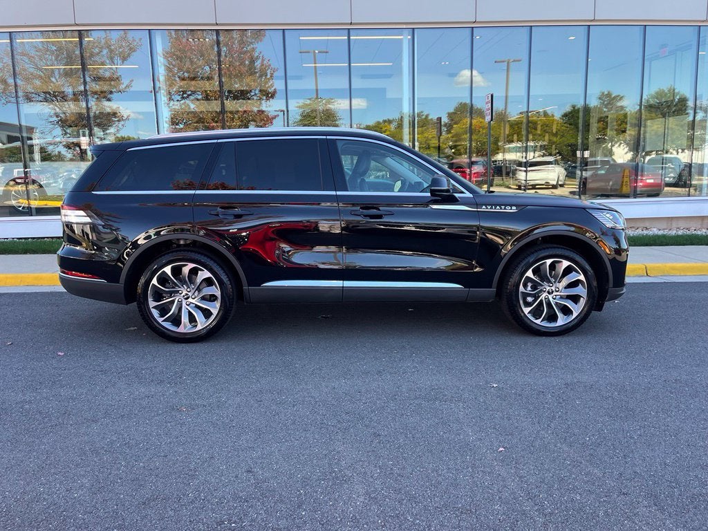 2026 Lincoln Aviator Reserve AWD | Pano Roof | HUD | Low Miles | BLIS