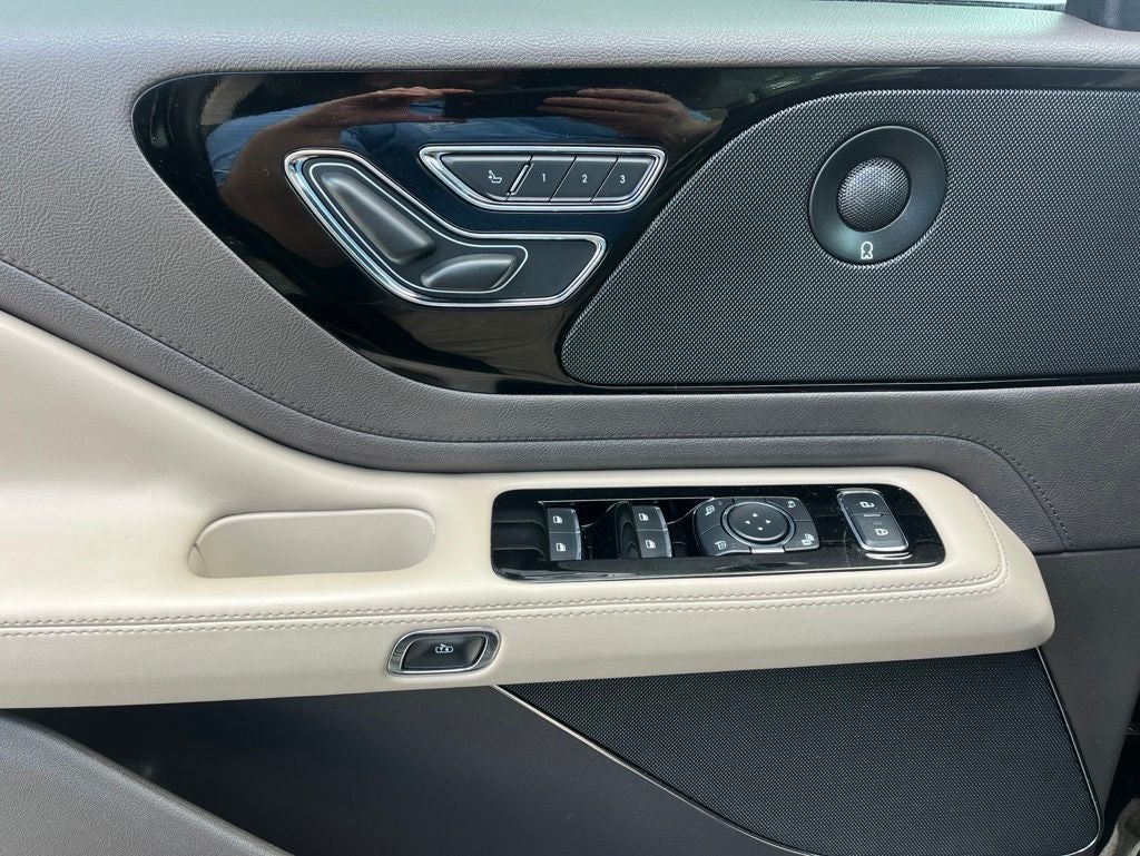 2020 Lincoln Aviator Reserve | 360 Cam | Heated Front Seats | Remote Start |