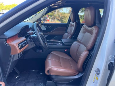 2024 Lincoln Aviator Reserve AWD | Luxury Pkg | Illumination Pkg | Pano Roof