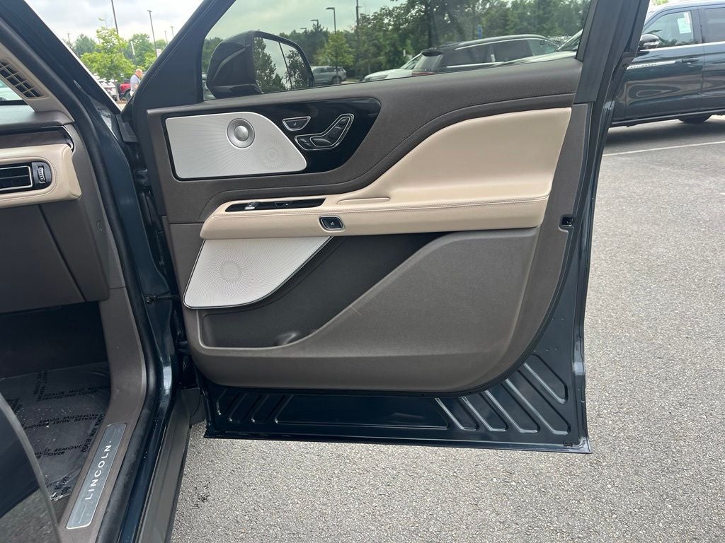 2024 Lincoln Aviator Reserve AWD | Pano Roof | 360 Cam | BLIS | Lux Pkg