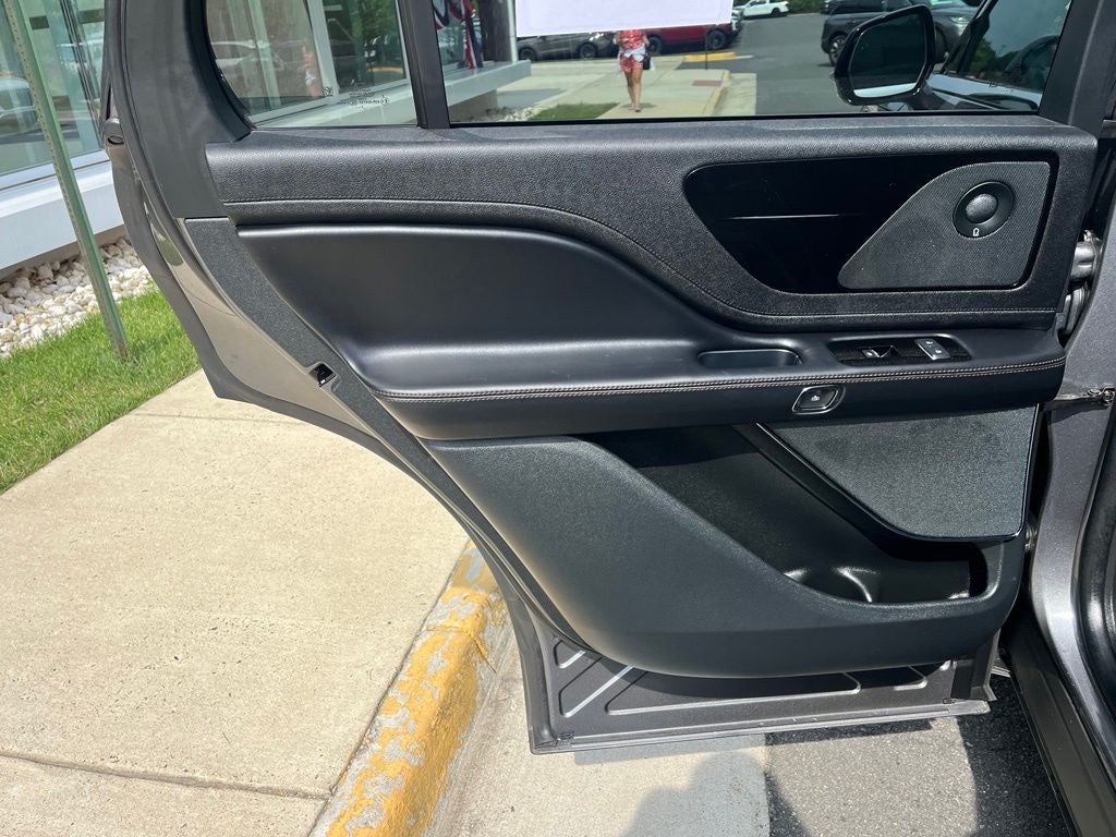 2023 Lincoln Aviator Reserve AWD | Pano Roof | 360 Cam | BLIS | Elements Pkg+