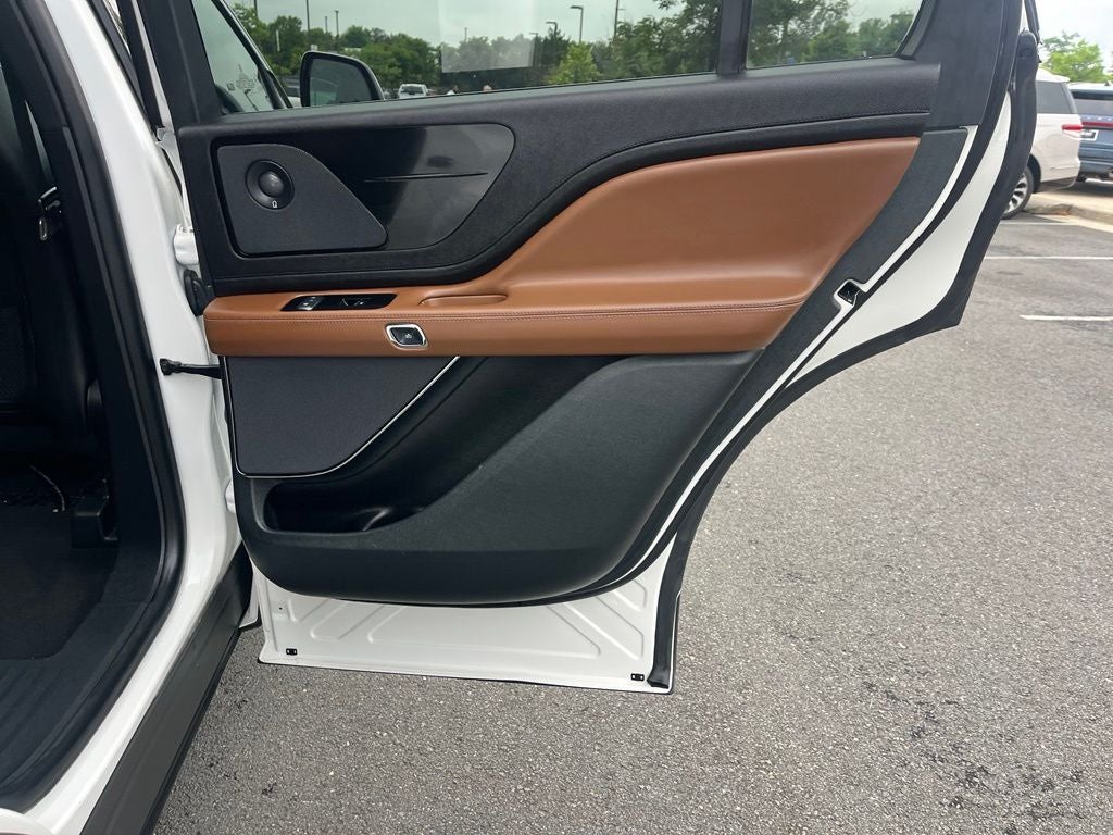 2024 Lincoln Aviator Reserve AWD | Pano Roof | 360 Cam | BLIS | Elements Pkg+