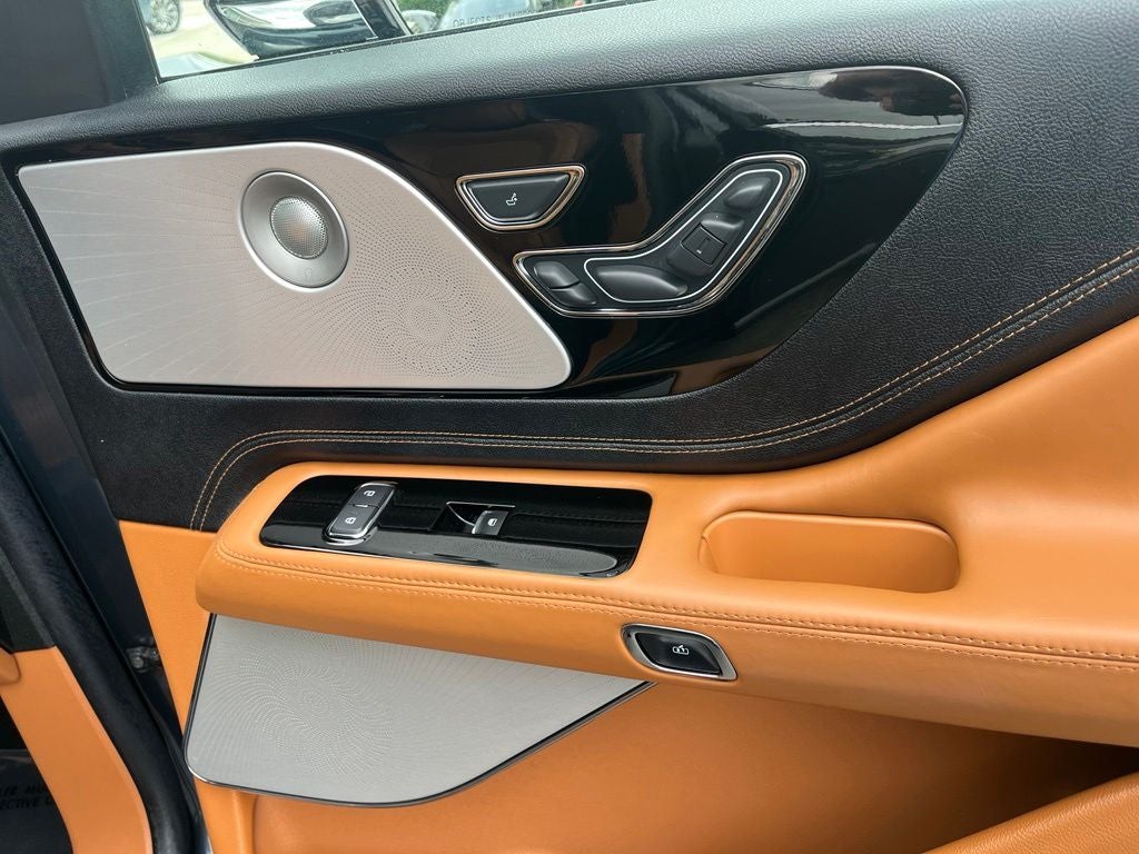 2022 Lincoln Aviator Black Label AWD | 360 Cam | Pano Roof | Dynamic Handling