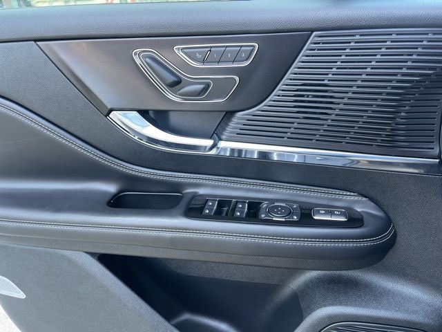 2022 Lincoln Corsair Standard | BLIS | CarPlay / Android Auto | Remote Start