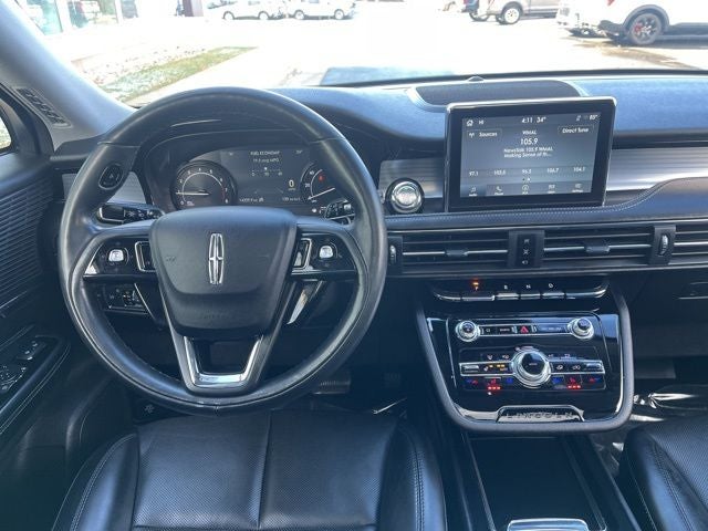 2022 Lincoln Corsair Standard AWD | Pano Roof | BLIS | Premium Pkg