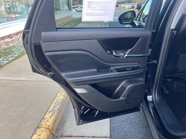 2022 Lincoln Corsair Standard AWD | Pano Roof | BLIS | Premium Pkg