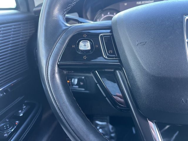 2022 Lincoln Corsair Standard AWD | Pano Roof | BLIS | Premium Pkg