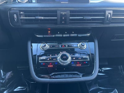 2022 Lincoln Corsair Standard AWD | Pano Roof | BLIS | Premium Pkg