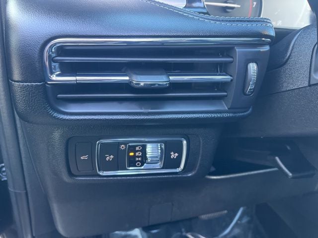 2022 Lincoln Corsair Standard AWD | Pano Roof | BLIS | Premium Pkg