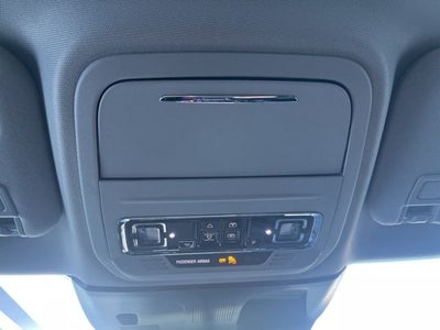 2022 Lincoln Corsair Standard AWD | Nav | Pano Roof | Premium Pkg