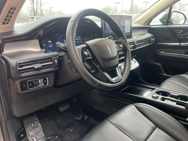 2023 Lincoln Corsair Standard | 360 Degree Cam | Pano Moonroof | Tow Pack |