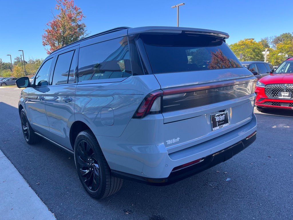 2025 Lincoln Navigator Reserve 4WD | Pano Roof | 360 Cam | BLIS | Jet Pkg