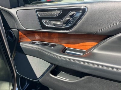 2019 Lincoln Navigator Reserve 4WD | Pano Roof | 360 Camera | HD Tow Pkg