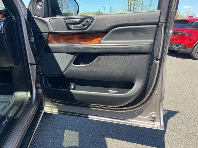 2019 Lincoln Navigator Reserve 4WD | Pano Roof | 360 Camera | HD Tow Pkg