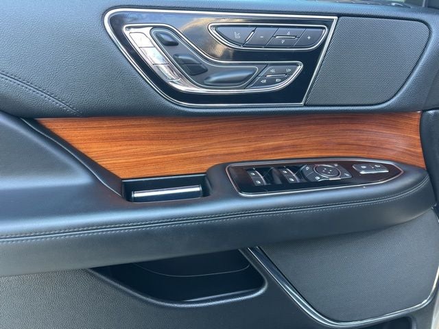 2019 Lincoln Navigator Reserve 4WD | Pano Roof | 360 Camera | HD Tow Pkg