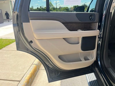 2022 Lincoln Navigator Standard 4WD | Pano Roof | 360 Camera | BLIS