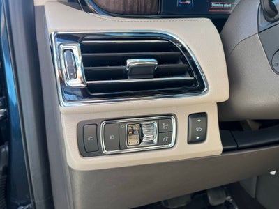 2022 Lincoln Navigator Standard 4WD | Pano Roof | 360 Camera | BLIS